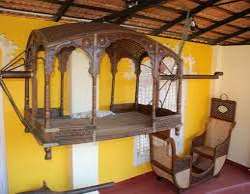 The museum has a feature to develop Contemporary products which are created by several artists and they can also sell the products and can earn well t